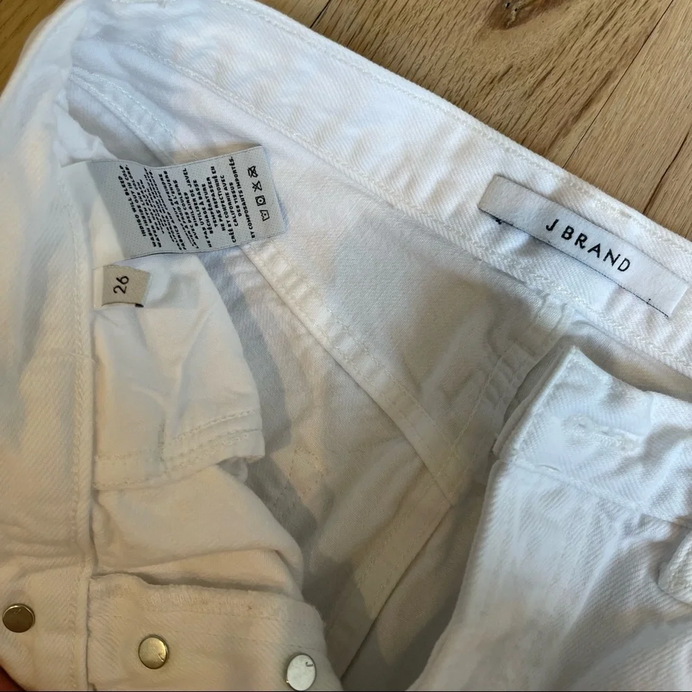 J Brand High Waist Cropped White Destruct straight leg jeans - Picture 4 of 4